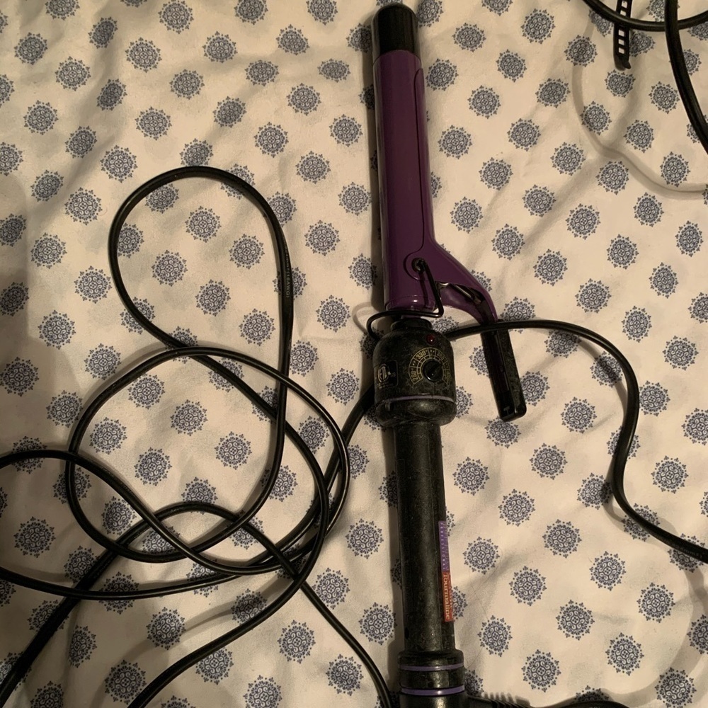 Hot tools curling iron
